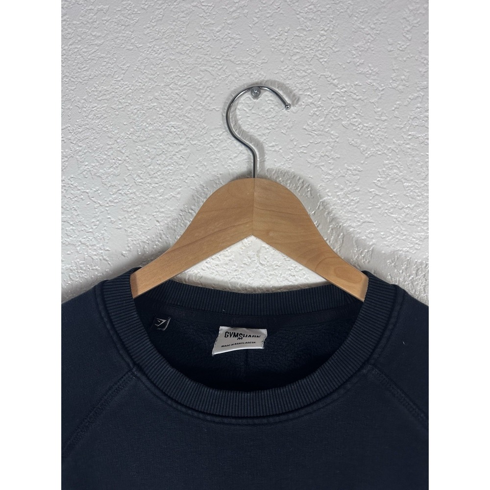 Gymshark Men's Medium Black Crewneck Sweatshirt Embroidered Logo Pullover - Picture 4 of 10